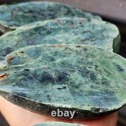 1174g Raw New Zealand Greenstone / Pounamu Carving Slices (R14B137)