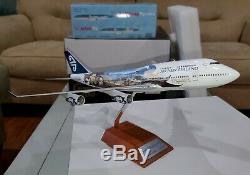 1200 Air New Zealand boeing 747 diecast model plane Lord of the Rings