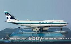 1200 Inflight AIR NEW ZEALAND Boeing 747-400 ZK-NBS Mataatua RARE Sold Out