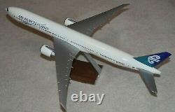 1/100 Scale PacMin Air New Zealand Boeing 777-300ER Desktop Model Plane RARE