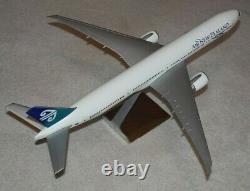 1/100 Scale PacMin Air New Zealand Boeing 777-300ER Desktop Model Plane RARE