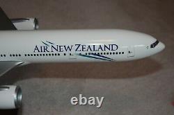 1/100 Scale PacMin Air New Zealand Boeing 777-300ER Desktop Model Plane RARE