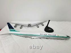 1/50 McDonnell Douglas Aluminum DC-8 35 X 34 Air New Zealand Airplane Model