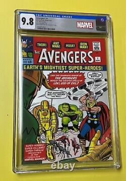 2019 Avengers #1 Silver Foil Marvel Comics Cover 35g. 999 CGC 9.8 With Tin