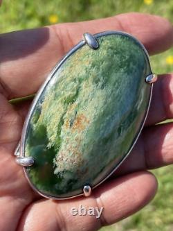 2 1/2 New Zealand Nephrite Greenstone JADE Cabochon STERLING SILVER Belt BUCKLE 2 1/2 New Zealand Nephrite Greenstone JADE Cabochon STERLING SILVER Belt BUCKLE