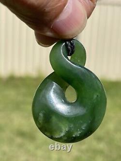 42mm SINGLE TWIST DARK/TRANSLUCENT New Zealand NEPHRITE Jade Pounamu Greenstone