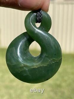 49mm SINGLE TWIST DARK/TRANSLUCENT New Zealand NEPHRITE Jade Pounamu Greenstone