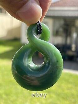 49mm SINGLE TWIST DARK/TRANSLUCENT New Zealand NEPHRITE Jade Pounamu Greenstone