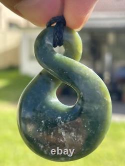 50mm SINGLE TWIST DARK/TRANSLUCENT New Zealand NEPHRITE Jade Pounamu Greenstone
