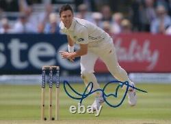 5x7 Inches Original Autographed Photo of New Zealand Cricketer Trent Boult