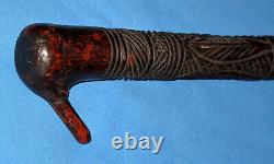 A25 Maori Hardwood Spear Thrower (Atlatl) with Incised Art from New Zealand