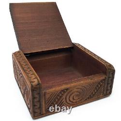 A Beautiful Vintage Maori Tiki Carved Wooden Box Abalone Eyes New Zeeland