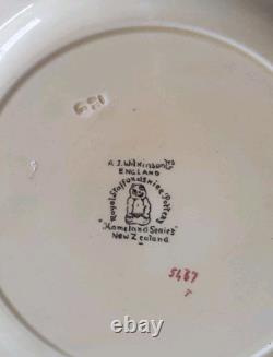 A. J WILKINSON Staffordshire Maori Homeland Series New Zealand Plate J. A. Crisp