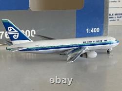 Aeroclassics Air New Zealand Boeing 767-200 1400 ZK-NBB AC419519