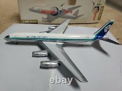 Aeroclassics Air New Zealand DC-8-52 1200 AC219724 1970s Colors ZK-NZF