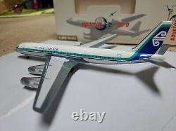 Aeroclassics Air New Zealand DC-8-52 1200 AC219724 1970s Colors ZK-NZF