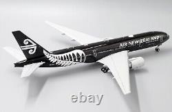 Air New Zealand B777-200ER All Blacks, White Nose ZK-OKH 1200 Diecast XX2280