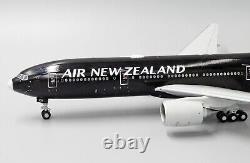 Air New Zealand B777-200ER All Blacks, White Nose ZK-OKH 1200 Diecast XX2280