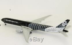Air New Zealand B777-300ER ZK-OKQ All Black JC Wings 1200 Diecast XX2943