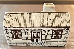 Air New Zealand Empty Mini Liqueur Bottle 1985 Puriri Cottage Porcelain Cork 3.5