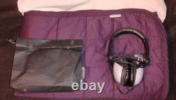 Air new Zealand set business class Blanket, pillow c, amenity kit and Headphones