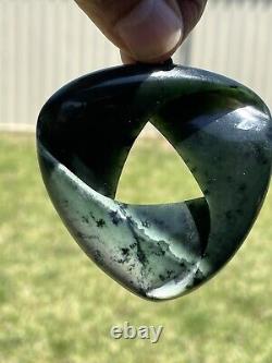 Arahura JADE New Zealand Greenstone Pounamu NEPHRITE Dean's BIG MOBIUS RIBBON