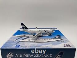 Aviation200 1/200 Air New Zealand Boeing B 737-200 ZK-NAW