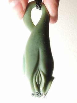 BLUE INANGA Jade Maori Pounamu Greenstone NEPHRITE IntricatelyCarved POD/TENDRIL