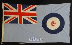 BRITISH MILITARY CAP BADGES, RNZAF Royal New Zealand Air Force Ensign, 1943, WW2