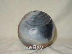 Collectable RAY ROGERS New Zealand Studio Pottery Raku Fired Spherical Vase