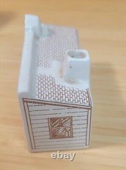 EMPTY Air New Zealand Colonial Collection Mini decanter Waipori Hotel EMPTY