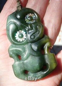 Hand Carved John Kerwin Nz Greenstone Pounamu Flower Jade Small Maori Hei Tiki