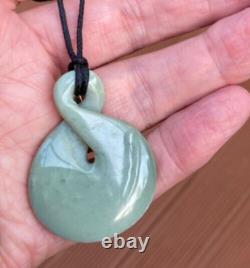 Hand Carved Nz Maori Inanga Greenstone Nephrite Jade Pikorua Eternity Twist