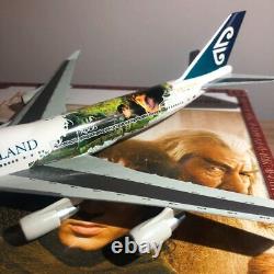 Herpa 550840 Air New Zealand Boeing 747-400 LOTR Frodo NK-NBV 1/200 Jet Model