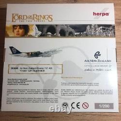 Herpa 550840 Air New Zealand Boeing 747-400 LOTR Frodo NK-NBV 1/200 Jet Model