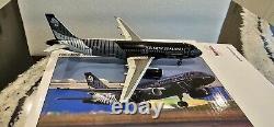 Herpa Air New Zealand A320-232 1200 554367 All Blacks Colors ZK-OAB