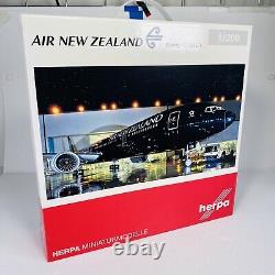 Herpa Boeing 777-300ER 1/200 Air New Zealand All Blacks ZK-OKQ LIMITED EDITION