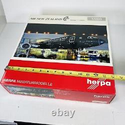 Herpa Boeing 777-300ER 1/200 Air New Zealand All Blacks ZK-OKQ LIMITED EDITION