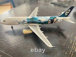 Herpa Lord of the Rings Air New Zealand Airbus A320 1200 Airplane