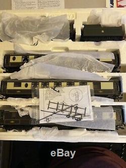 Hornby R2300 Bournemouth Belle Train Pack New Zealand Line Merchant Navy Not DCC
