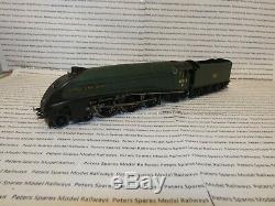 Hornby R2826 USED Class A4 Dominion Of New Zealand BR Green Late Crest OO Gauge