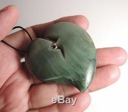 INANGA JADE Maori Pounamu NEPHRITE Greenstone+GEMSTONES CHATOYANT HEART PENDANT