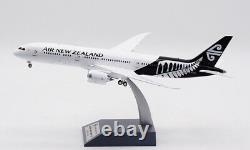 INFLIGHT 1200 Air New Zealand Boeing B787-9 Diecast Aircraft Jet Model ZK-NZN