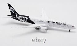 INFLIGHT 1200 Air New Zealand Boeing B787-9 Diecast Aircraft Jet Model ZK-NZN