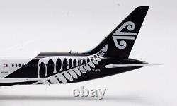 INFLIGHT 1200 Air New Zealand Boeing B787-9 Diecast Aircraft Jet Model ZK-NZN