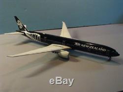 Inflight 200 Air New Zealand 777-300er 1200 Scale Diecast Metal Model
