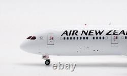 Inflight IF789NZ1120 Air New Zealand Boeing 787-900 ZK-NZN Diecast 1/200 Model