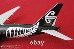 JC Wing Air New Zealand Boeing 777-200ER All Black Color Diecast Model 1200