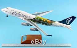 JC Wings 1200 Air New Zealand Boeing 747-400 Diecast Aircarft Model Reg#ZK-NBV