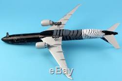 JC Wings 1200 Air New Zealand Boeing 777-300ER Diecast Aircraft Models ZK-OKQ